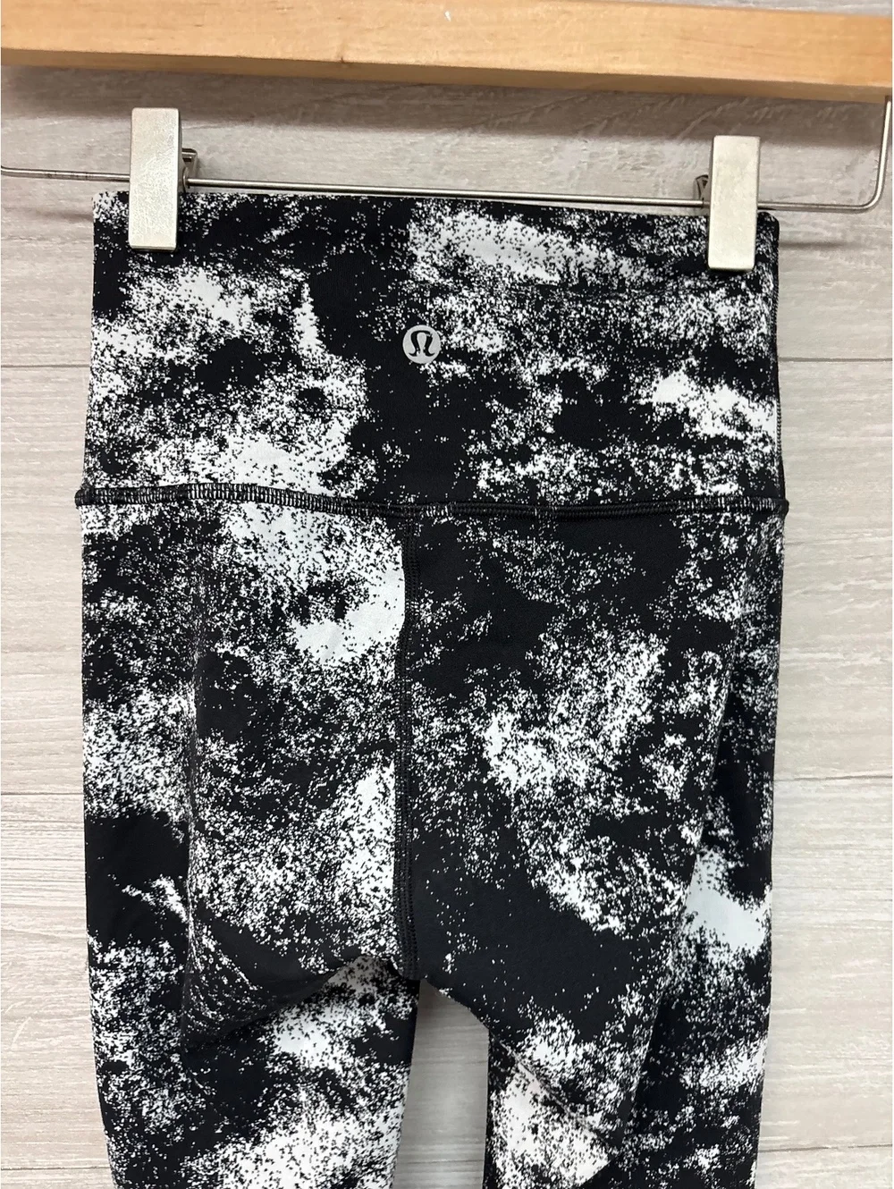 * | Lululemon | leggings. Size 2.